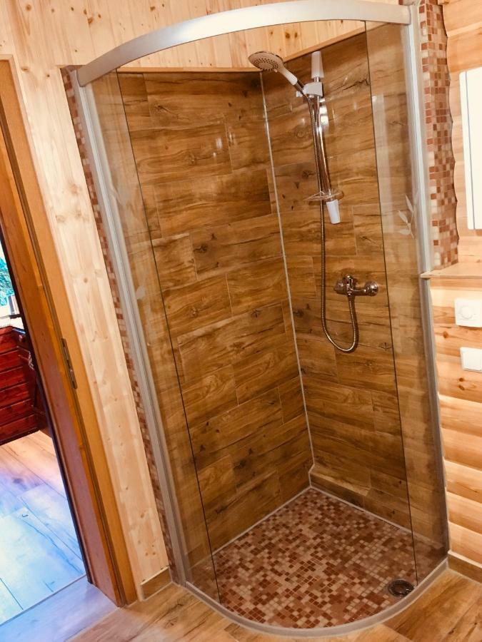 Holzhaus Trollbluemchen Am Wald Und See Neuruppin Luaran gambar