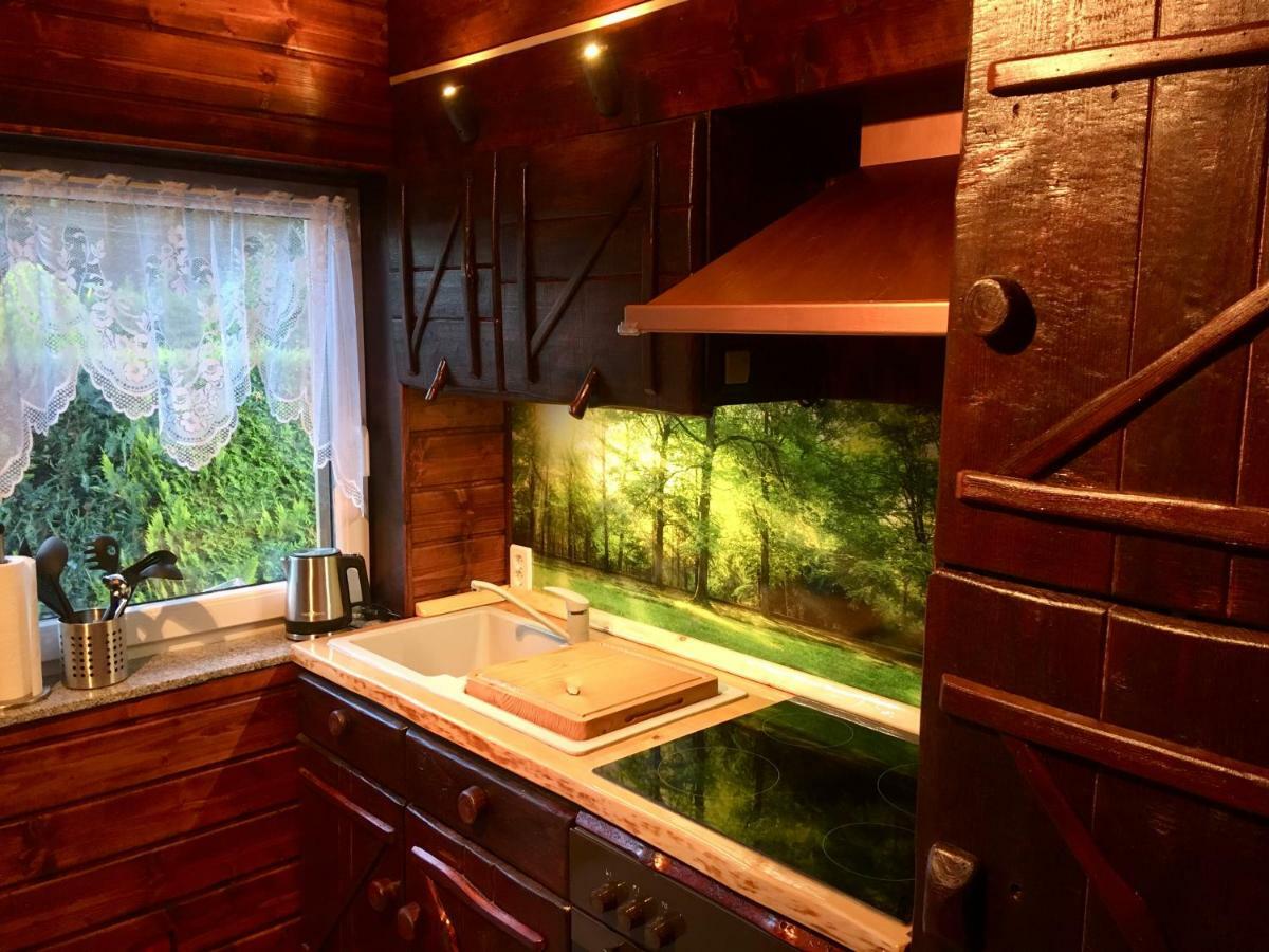 Holzhaus Trollbluemchen Am Wald Und See Neuruppin Luaran gambar